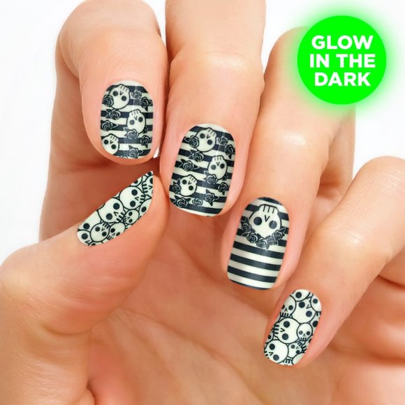 Color Street Makeup Retired Literally Dead Glow In Dark Poshmark